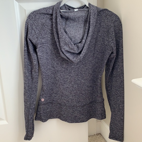 lululemon On Repeat Rulu Hoodie, size 6, NWOT - Picture 3 of 5